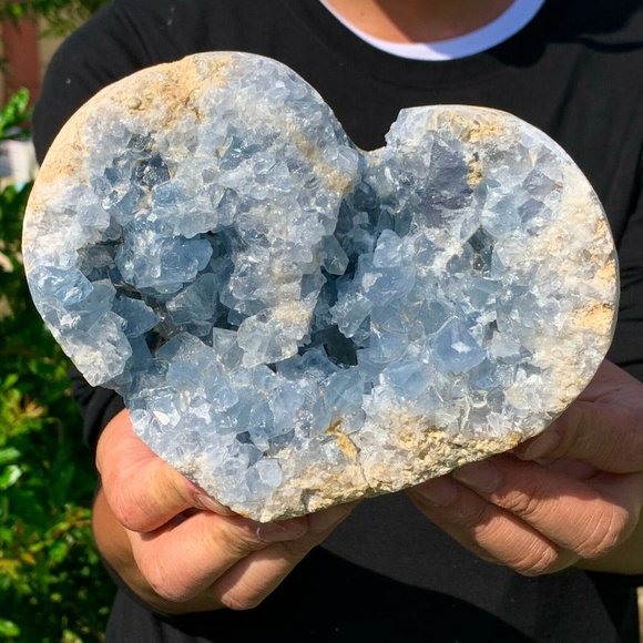 HUGE 5.37 LB Natural Blue Celestite Geode Quartz Crystal Heart Mineral Specimen - Picture 9 of 11